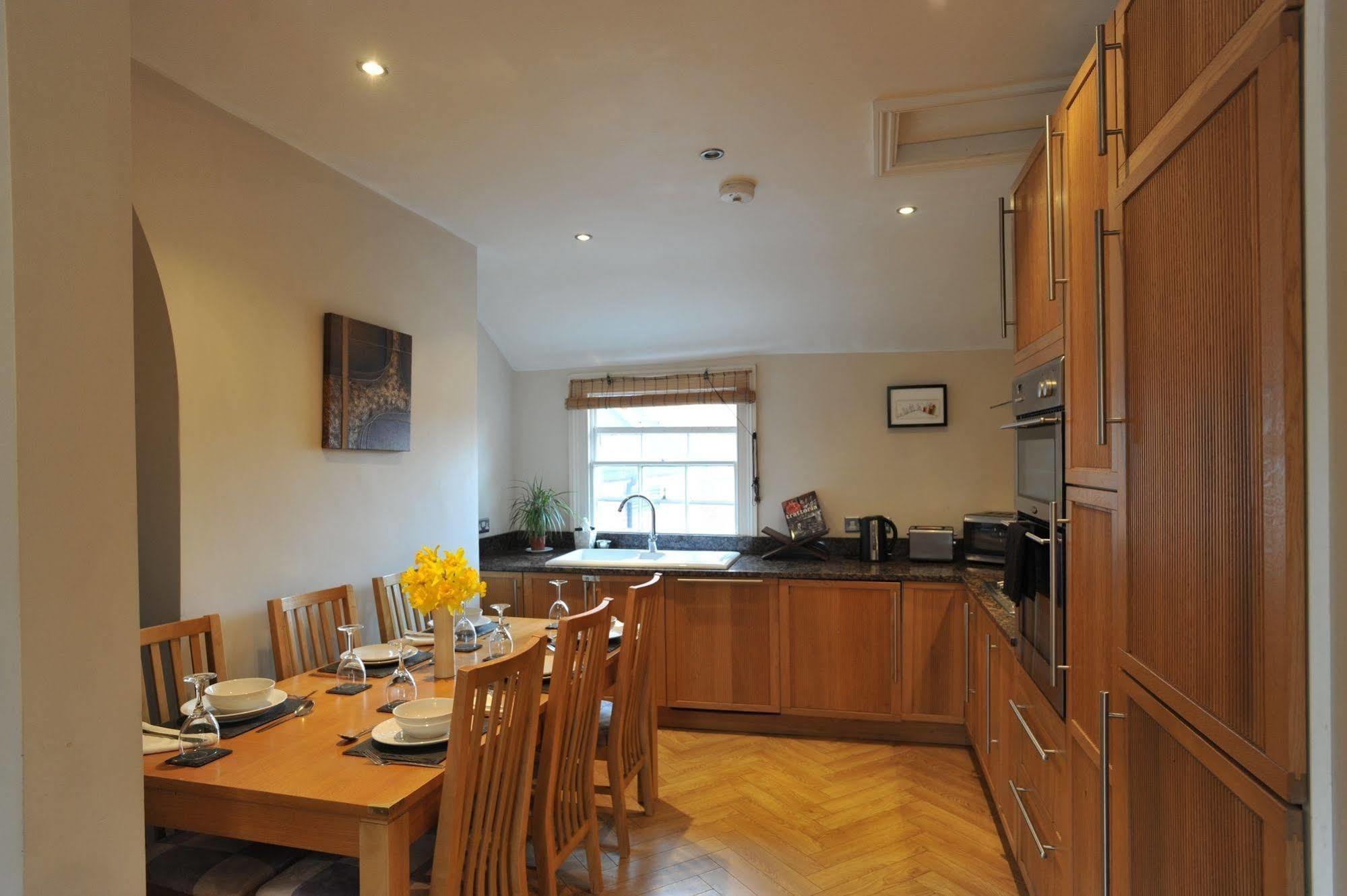 Chester Apartments Apartment Chester